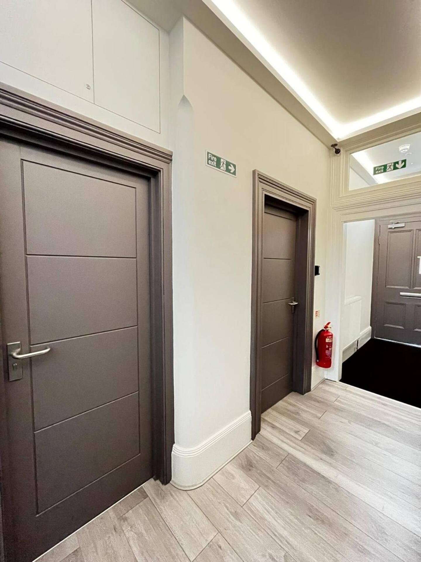Apt 03 Beachside Beauty Central Studio Steps From Cafes Brighton Екстериор снимка